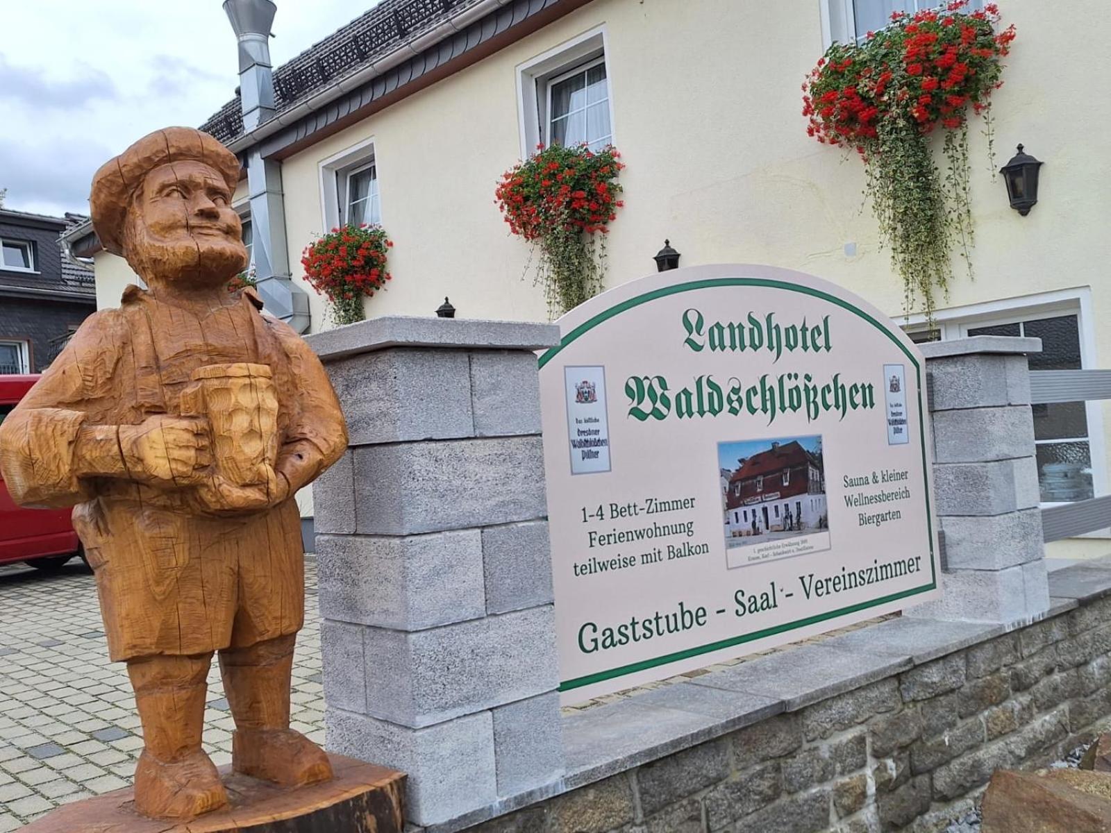 Landhotel Waldschloesschen Mit Gaststube Sohland an der Spree Exteriör bild