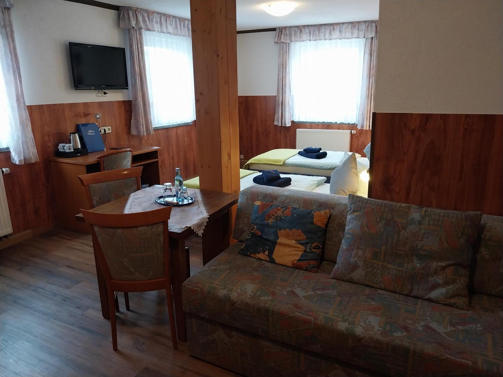 Landhotel Waldschloesschen Mit Gaststube Sohland an der Spree Exteriör bild